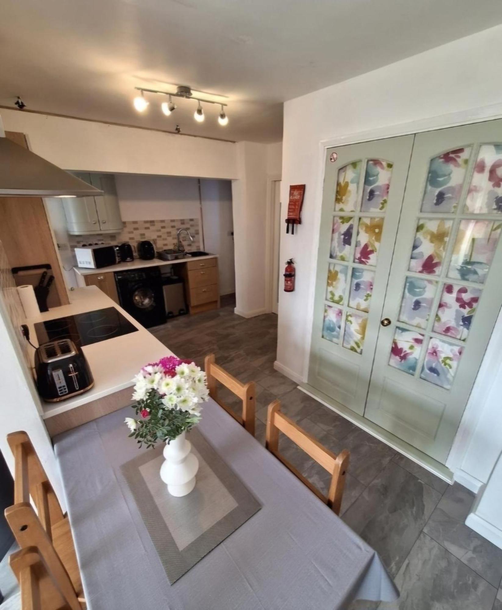 Beautiful 2 Bedroom Annexe In Popular Town Location Narberth Exteriér fotografie